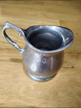 Pewter Creamer Pitcher - Gray